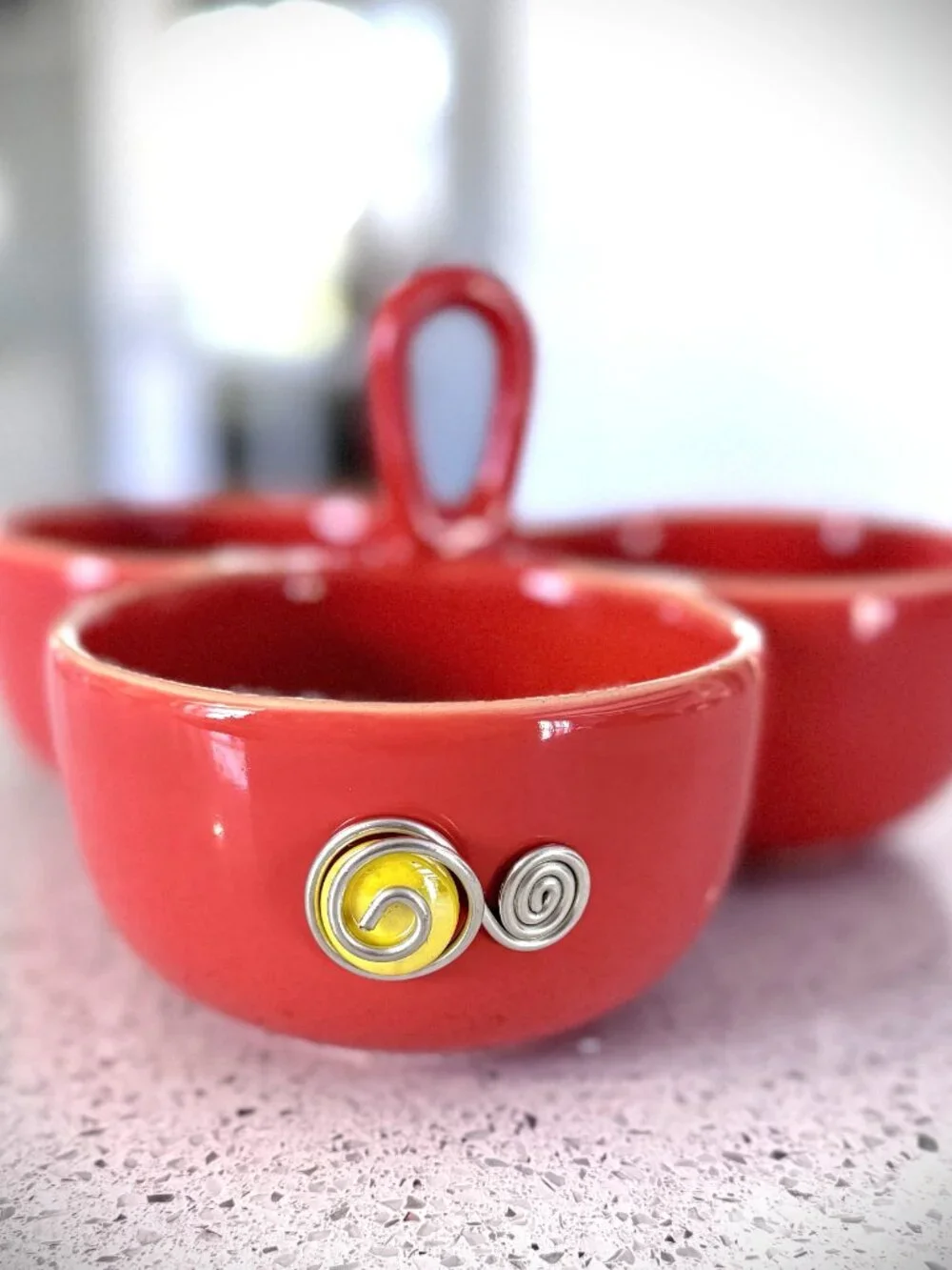 RARE Crate & Barrel Made in Portugal Ceramic 3-Part Appetizer Condiment Server